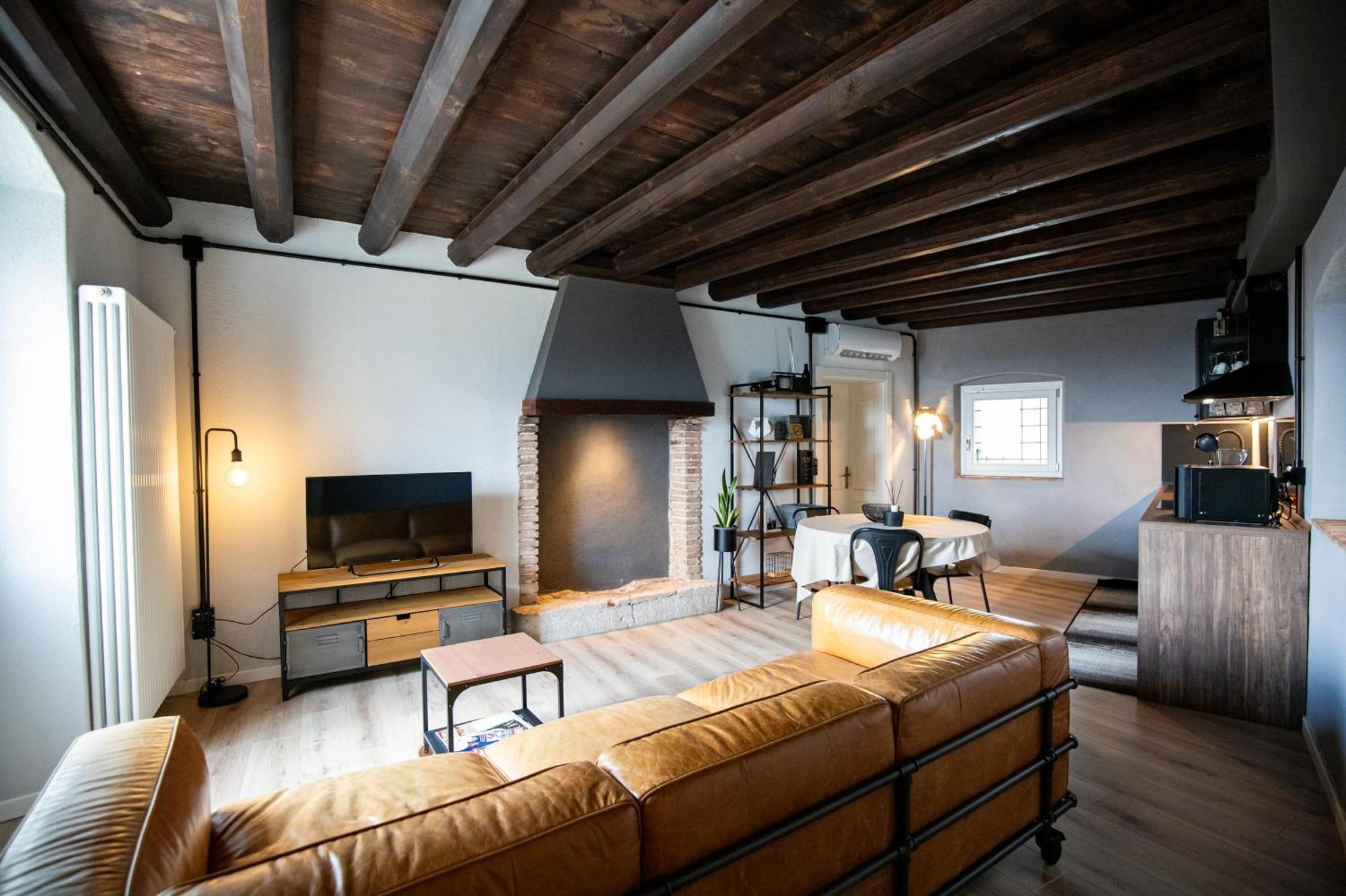 Agriturismo Maison 1933 Caprino Veronese Esterno foto